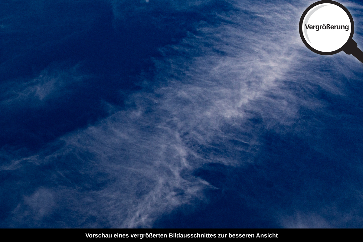 3-116-1218-bild-gross-blau-wolkenfeder-tiefe_l