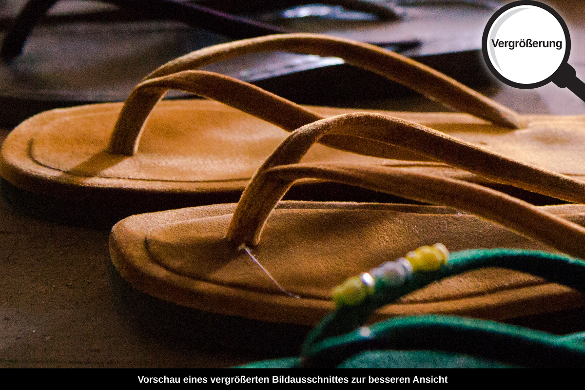 3-109-1437-bild-gross-zehengreifer-schuh-bunt_l