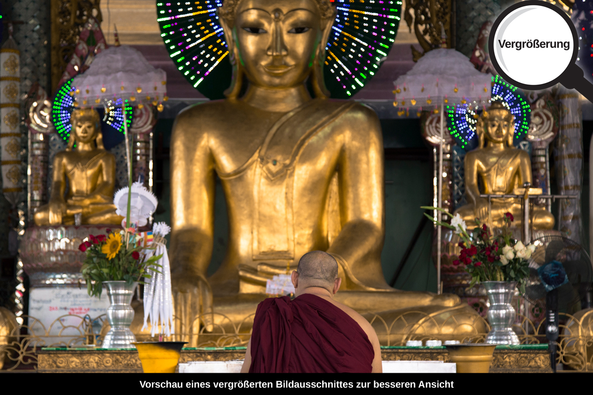 3-111-1443-bild-gross-buddha-moench-tempel-golden_l