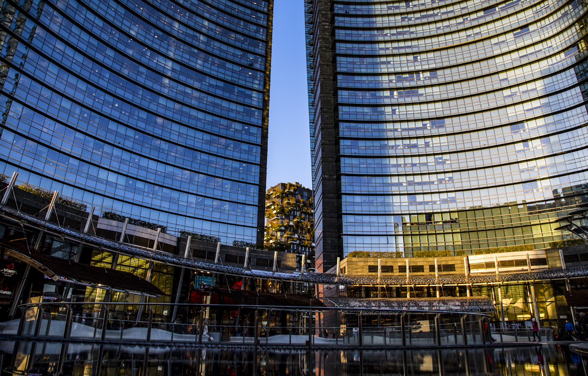 1-113-1321-wolkenkratzer-glas-beton-stadt-hochwertige-fotokunst-kunstfotografien_l