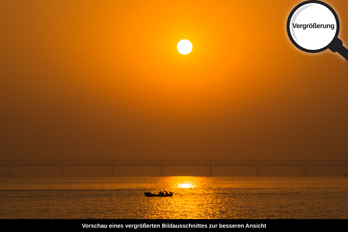 3-112-1525-bild-gross-boot-fischer-wasser-sonnenuntergang_l