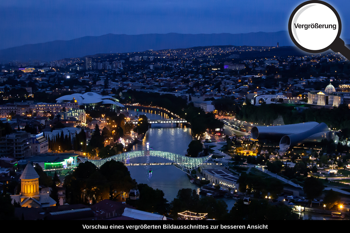 3-113-1465-bild-gross-nightcity-bruecke-fluss_l