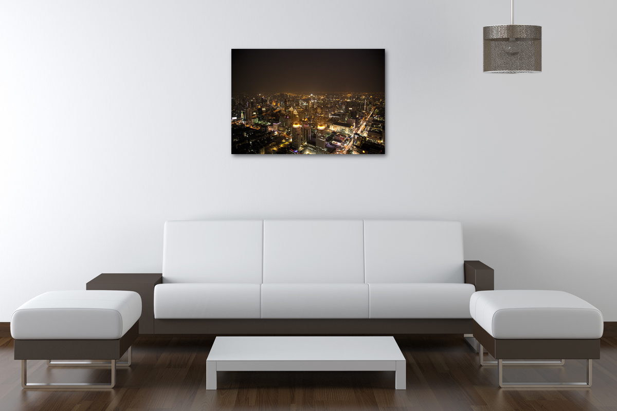 2-113-1541-wohnzimmer-nacht-stadt-lichter-kunstwerken-portraets_l