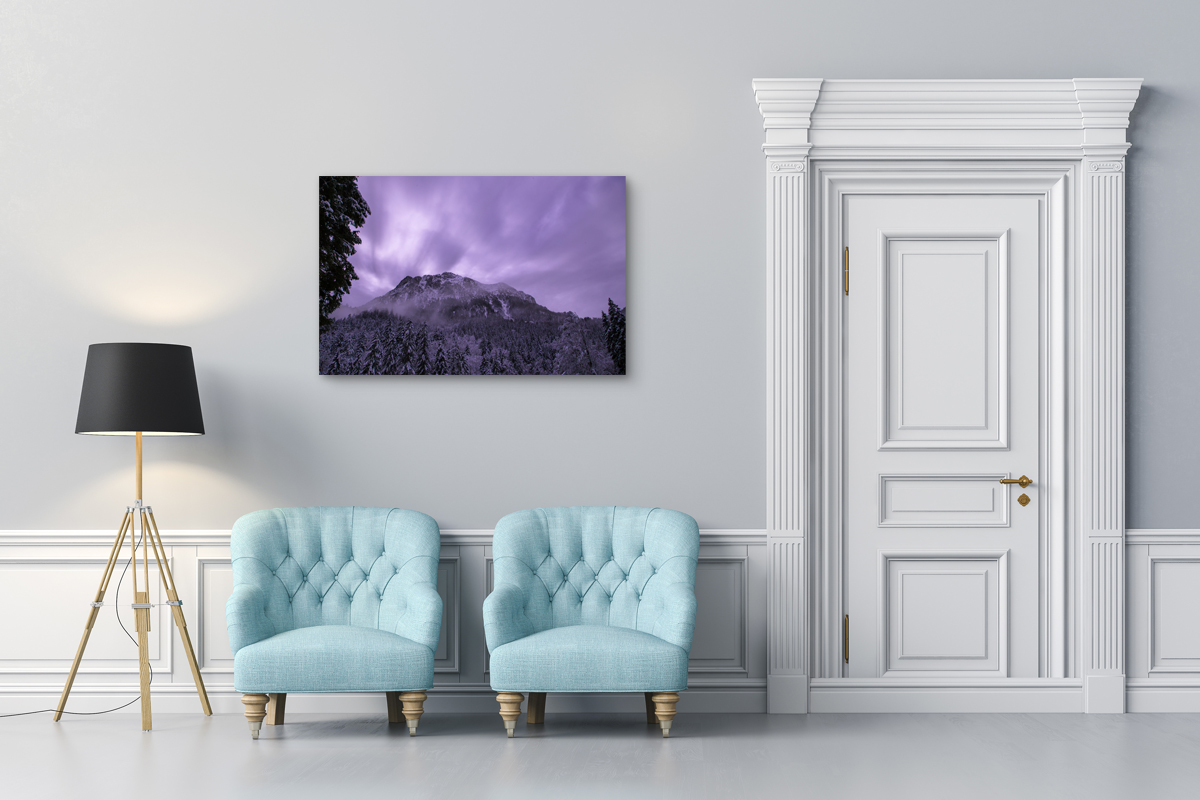 2-108-1293-wartezimmer-violett-winter-berg-artprint-holzbilder_l