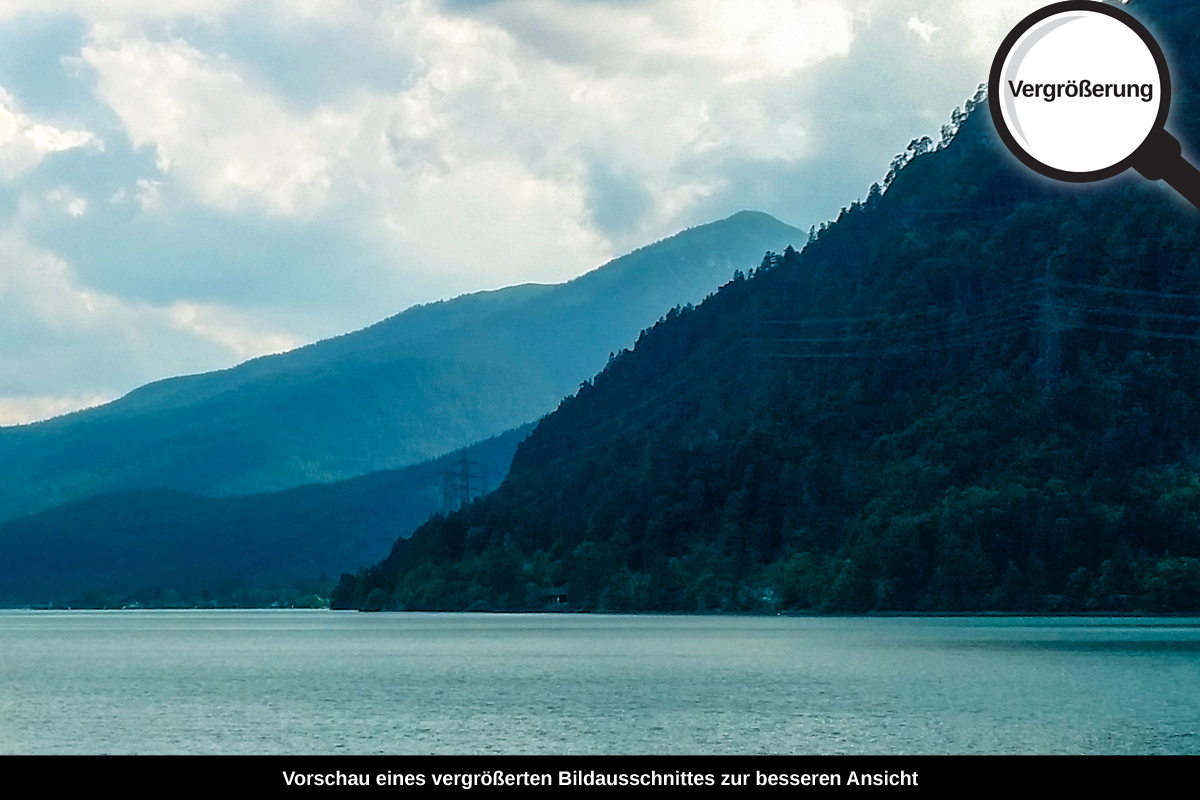 3-108-1033-bild-gross-wasserspiegel-stille-berge_l