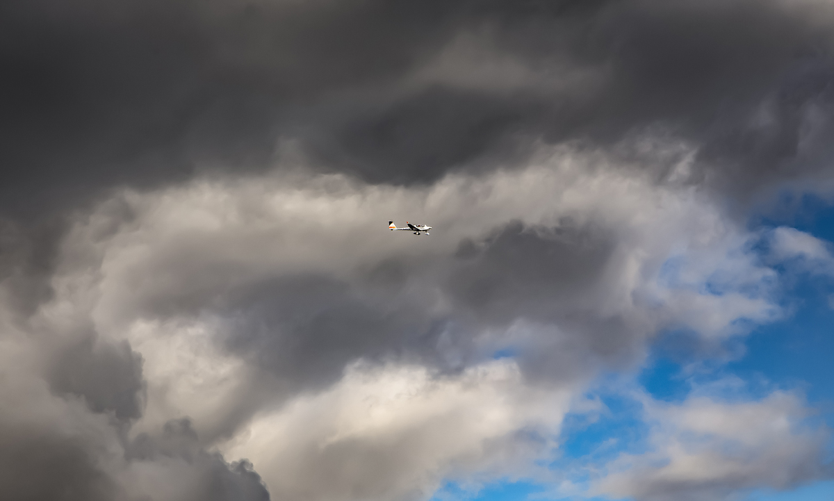 1-102-1079-himmel-flugzeug-wolken-gratis-versand-kuenstlerisches-unikat_l