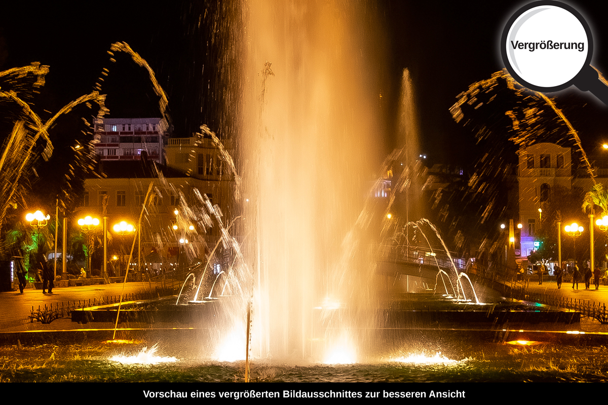 3-113-1057-bild-gross-wasserbrunnen-stadt-nacht-licht_l