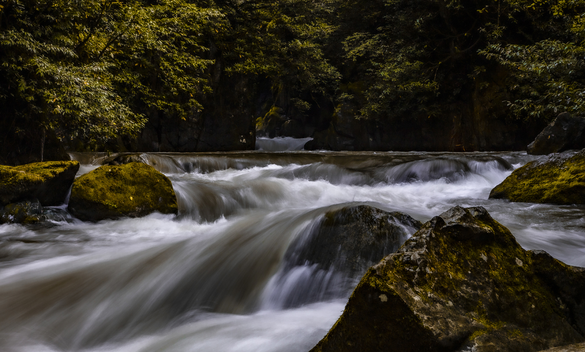 1-108-1594-bergfluss-naturmacht-glasbild-limitiert_l