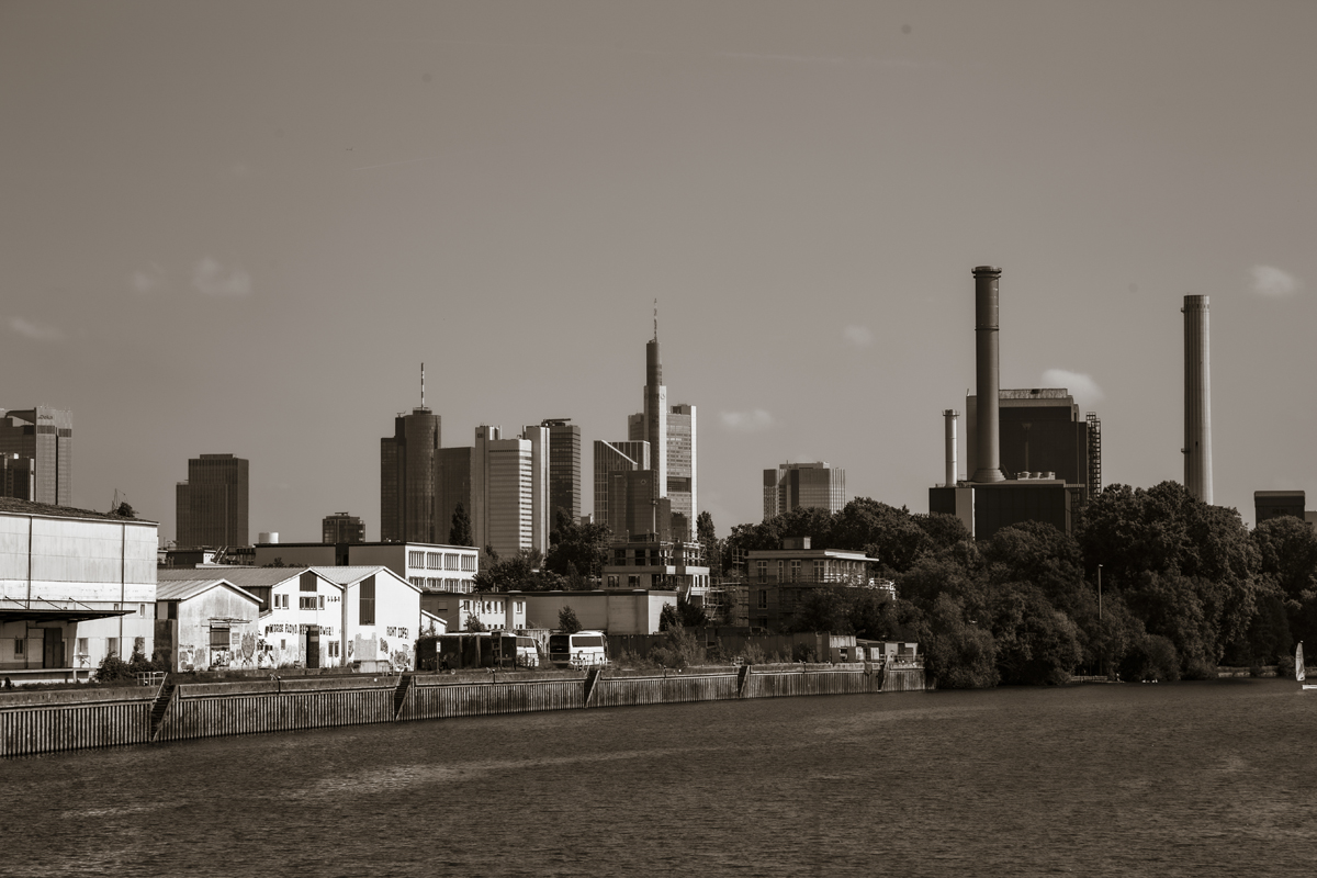 1-113-1256-stadt-industrie-monochrom-fluss-gallery-kunstbilder_l