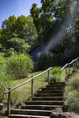 104-1150-treppe-haus-natur-digitaldruck-exklusive-bilder