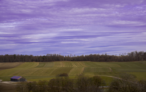 105-1040-feld-landschaft-dorf-kunstklassiker-leinwand