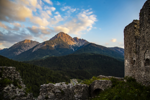 108-1182-morgenstunde-felsen-reisen-personalisierung-museum