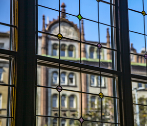 110-1561-fenster-gebaeude-rahmen-bilder-online-kaufen-handsigniert