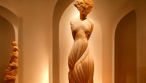 209-1216-museum-statue-holzbilder-online-galerie